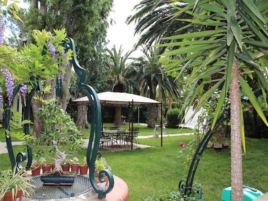 Domaine Saint Nicolas Bed and Breakfast Perpignano Esterno foto