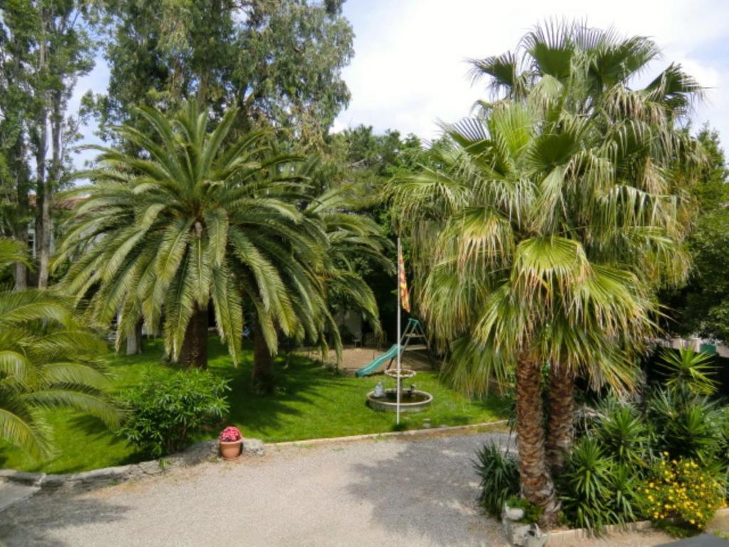 Domaine Saint Nicolas Bed and Breakfast Perpignano Esterno foto